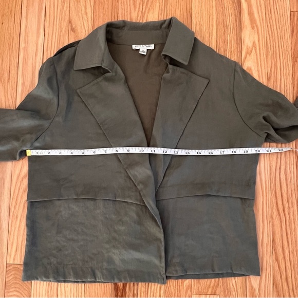 Olive Green Blazer - Picture 9 of 9